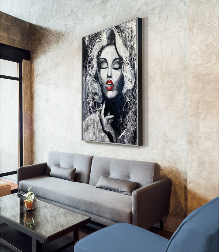 GLAMOUR IN MONOCHROME