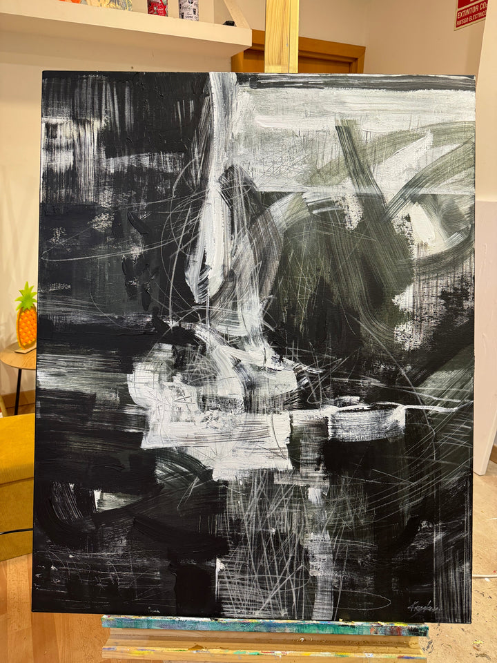 BLACK AND WHITE DYNAMIC 39.4"x31.5"