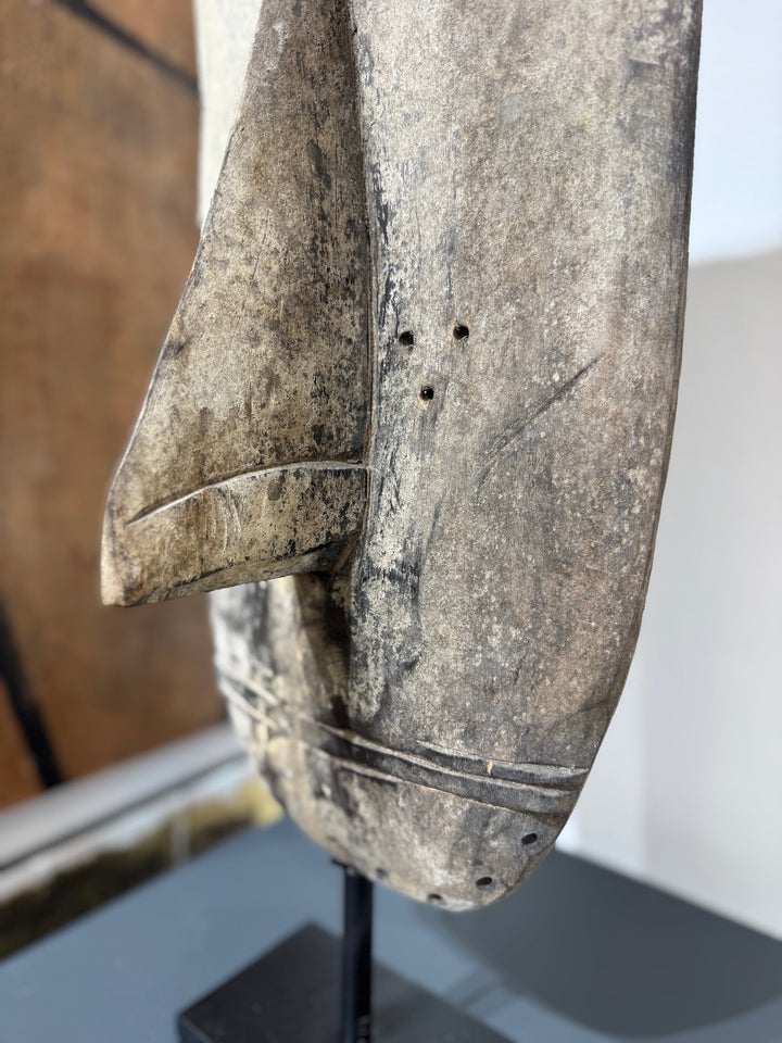 SILENT SEER 27.5"x11"