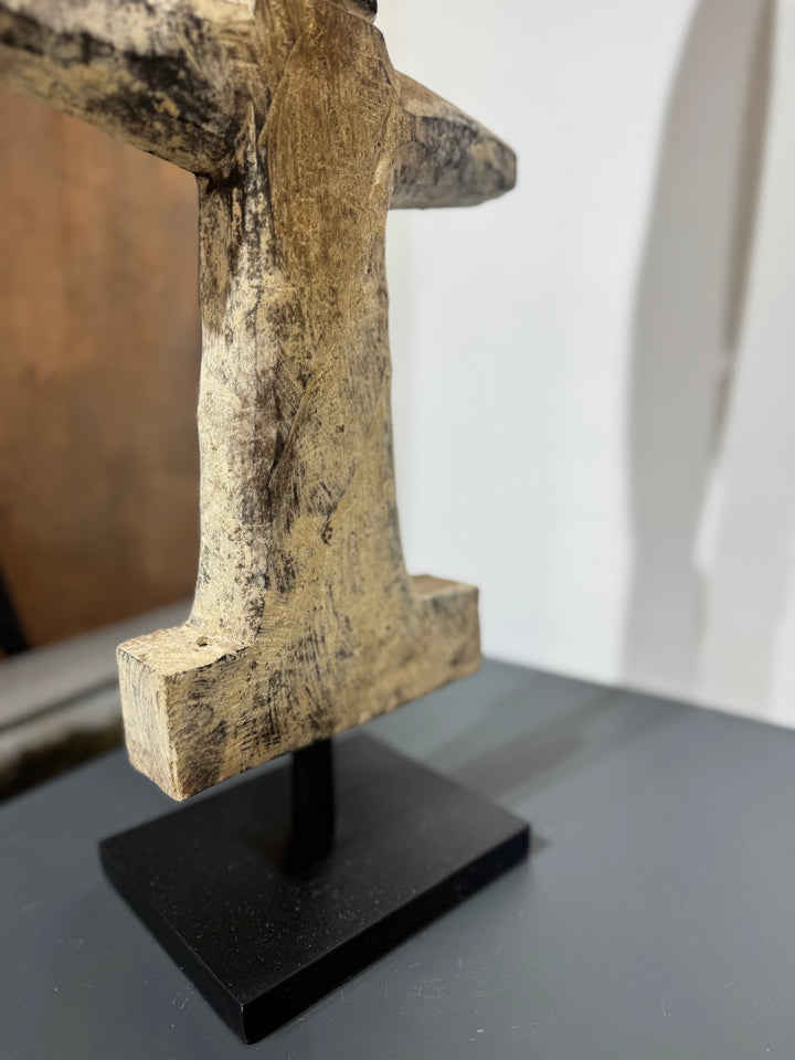 SILENCE TOTEM 27.5"x7.8"