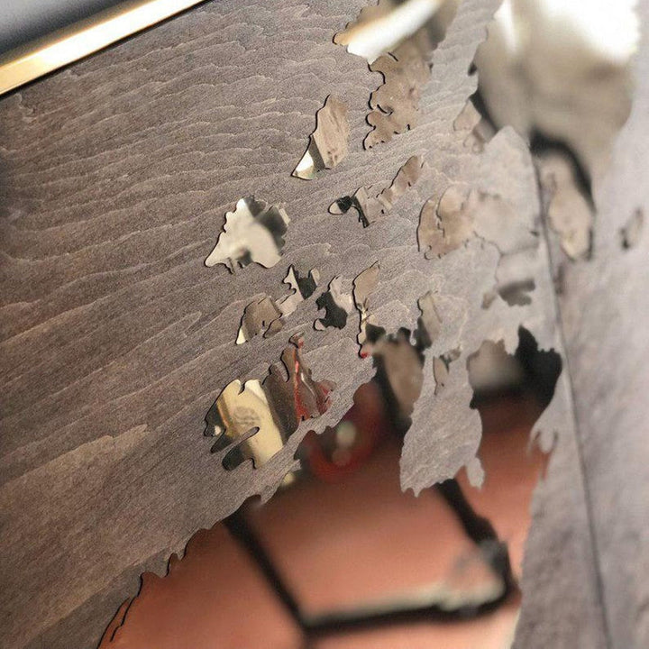 METAL WORLD MAP 3p: 27.2"x48.3"