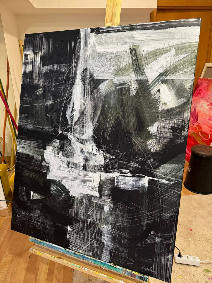 BLACK AND WHITE DYNAMIC 39.4"x31.5"