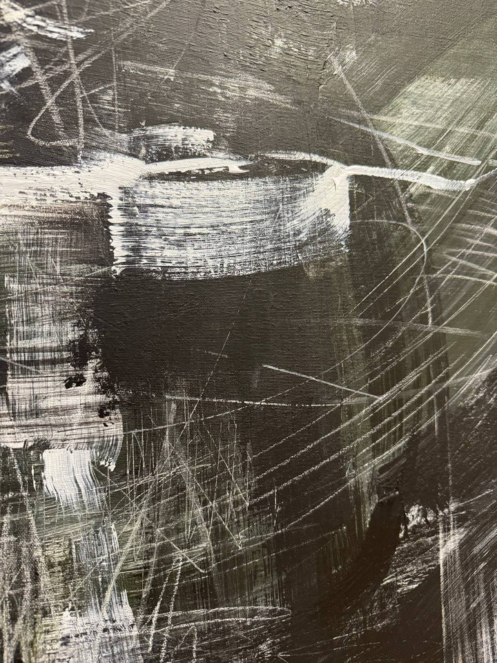 BLACK AND WHITE DYNAMIC 39.4"x31.5"