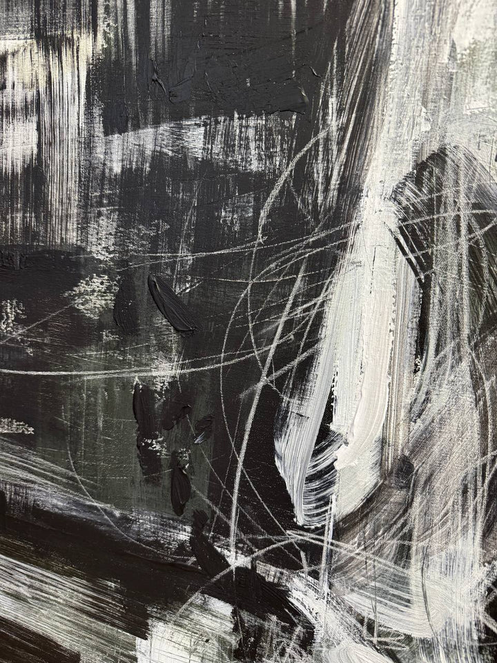 BLACK AND WHITE DYNAMIC 39.4"x31.5"