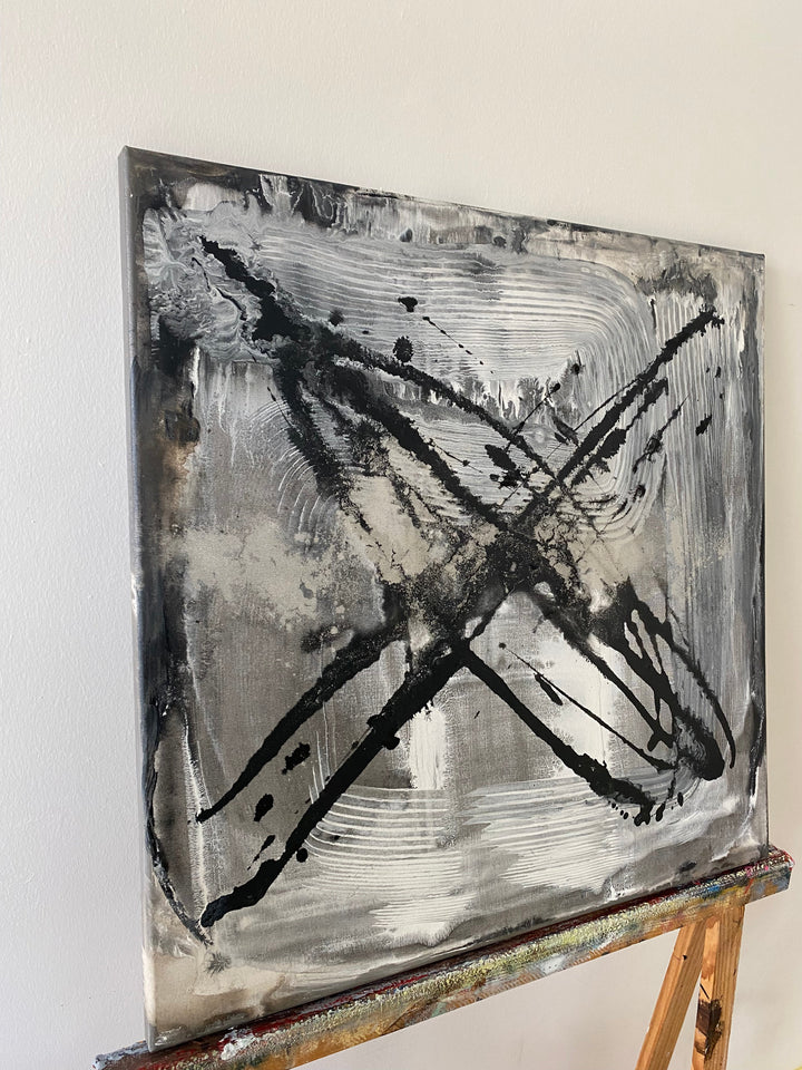 MONOCHROME IMPACT 26"x26"