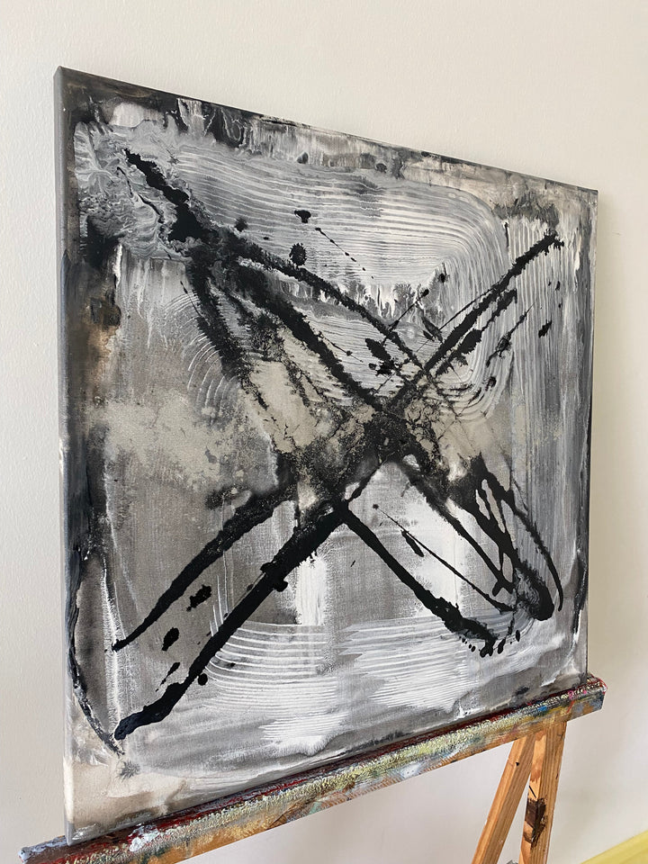 MONOCHROME IMPACT 26"x26"