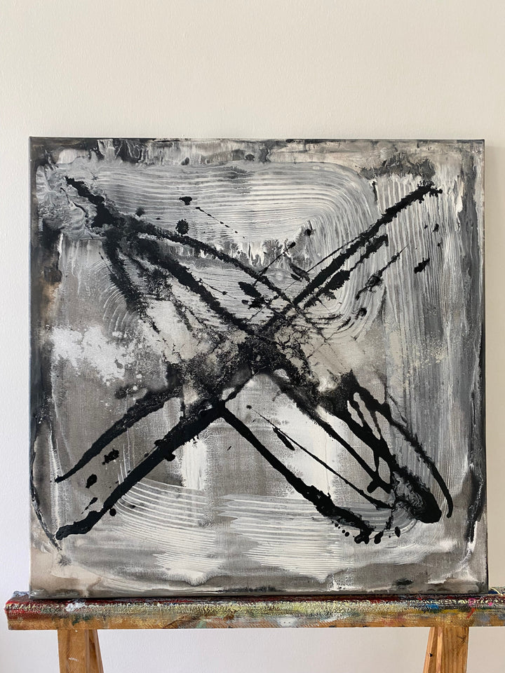 MONOCHROME IMPACT 26"x26"