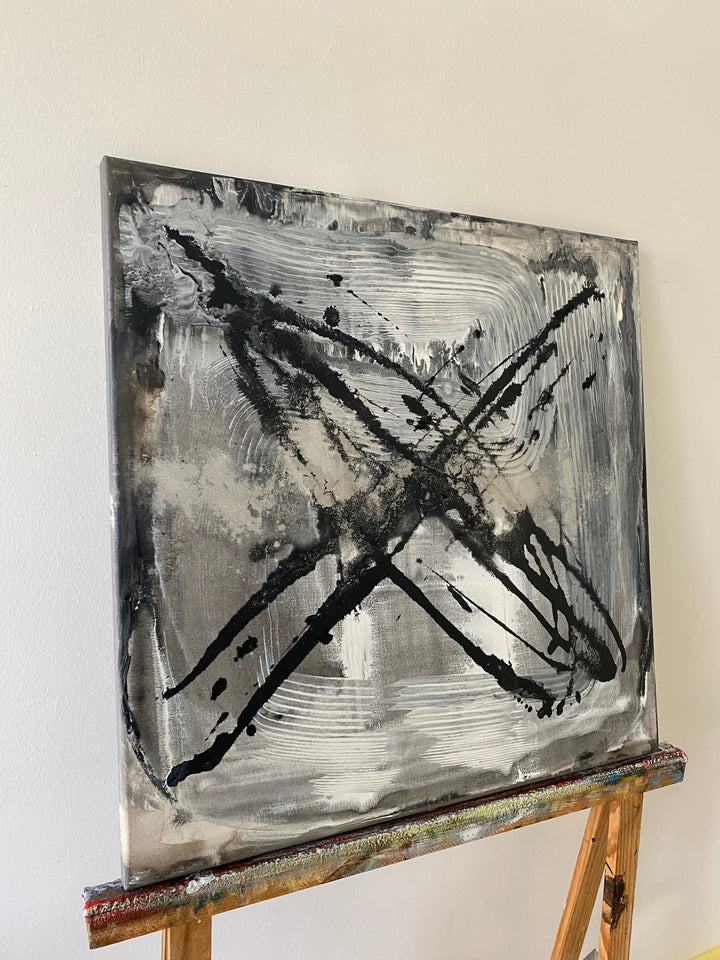 MONOCHROME IMPACT 26"x26"