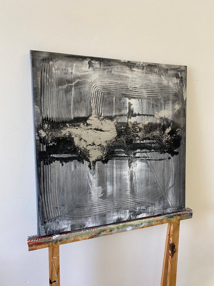 IMMOVABLE OBSTACLE 26"x26"